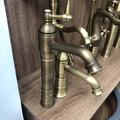 Vòi lavabo nóng lạnh bằng đồng cổ điển Kanly GCA13