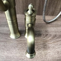 Vòi lavabo nóng lạnh bằng đồng cổ điển Kanly GCV16