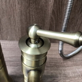 Vòi lavabo nóng lạnh bằng đồng cổ điển Kanly GCV16