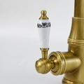 Vòi rửa bát nóng lạnh đồng cổ điển Kanly GCC07