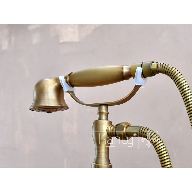 Sen bồn tắm nóng lạnh đặt sàn bằng đồng cổ điển Kanly GCS09