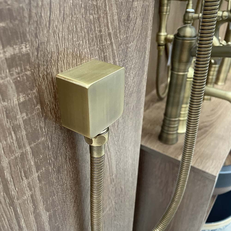 Sen tắm âm tường nóng lạnh bằng đồng Kanly GCS75