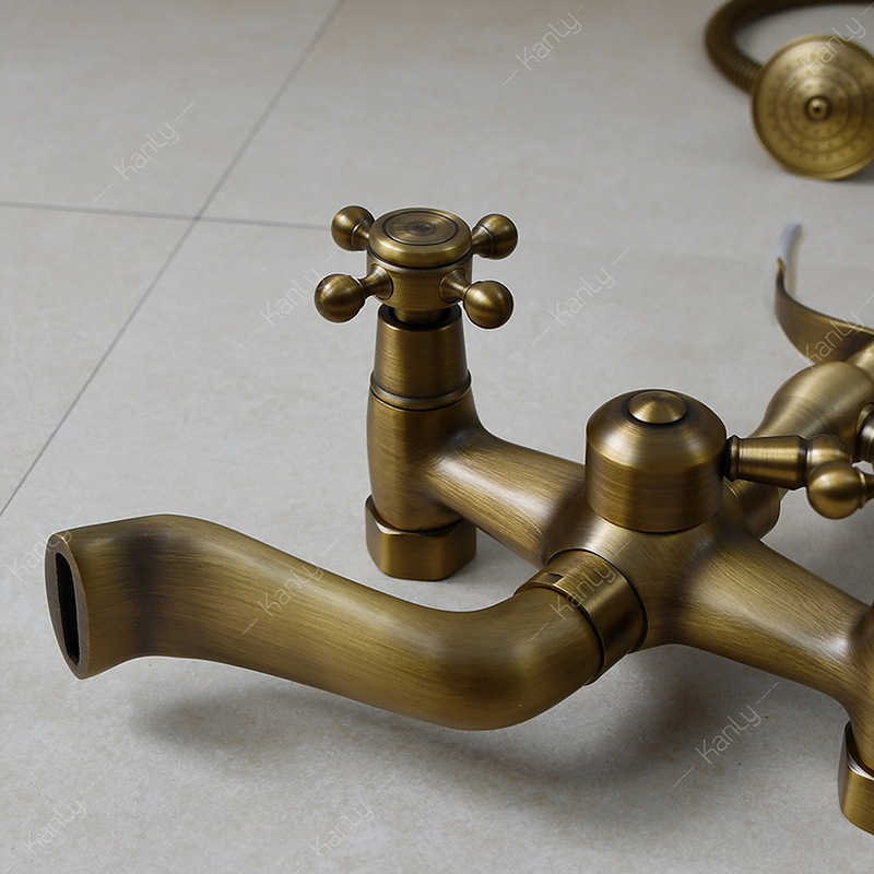 Sen tắm nóng lạnh bằng đồng Kanly GCS01