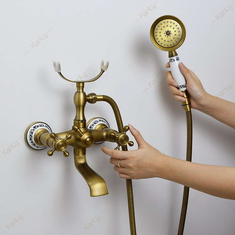 Sen tắm nóng lạnh bằng đồng Kanly GCS03