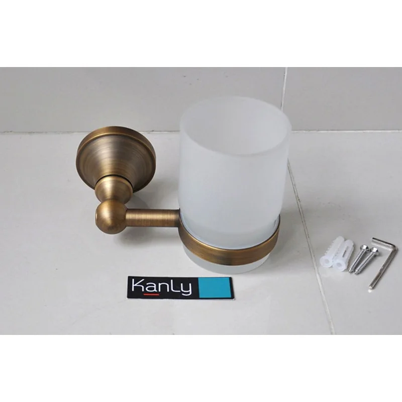Ly đựng bàn chải đơn Kanly GCK07