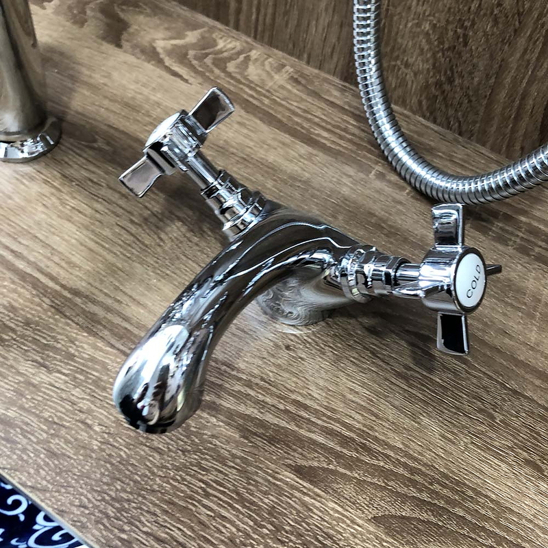 Vòi chậu lavabo nóng lạnh mạ chrome Kanly CHV05