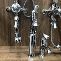 Vòi chậu lavabo nóng lạnh mạ chrome Kanly CHA09