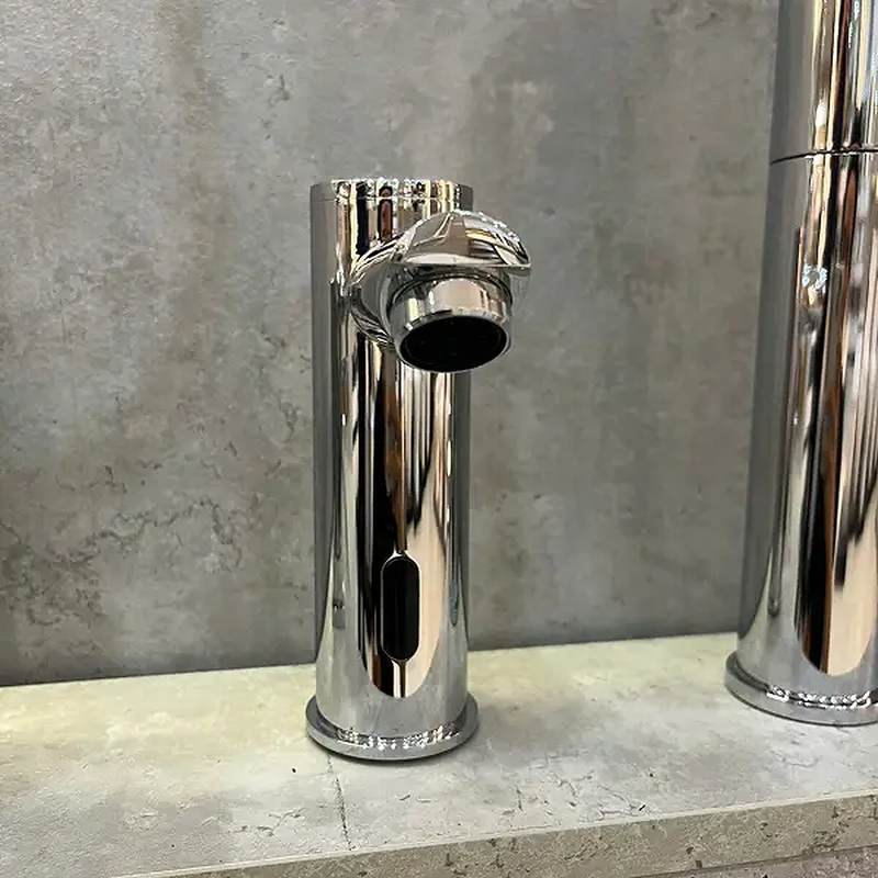 Vòi lavabo cảm ứng ATMOR AT-103-1 (AC/DC)