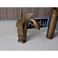Vòi lavabo nóng lạnh bằng đồng Kanly GCV09