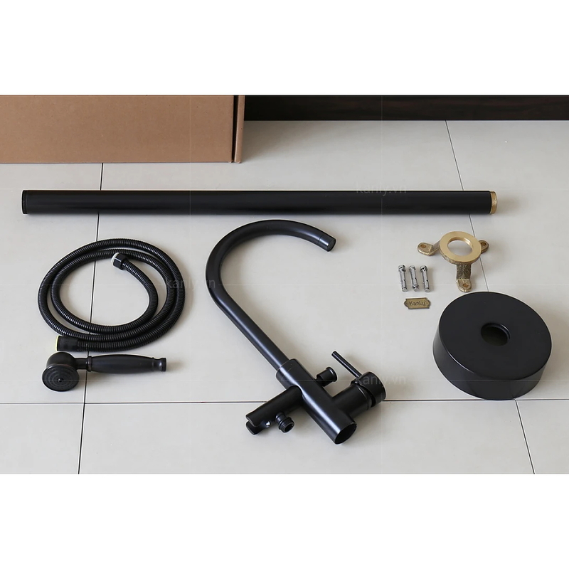 Vòi Sen Xả Bồn Tắm Nóng Lạnh Đặt Sàn Màu Đen Kanly GCS06B