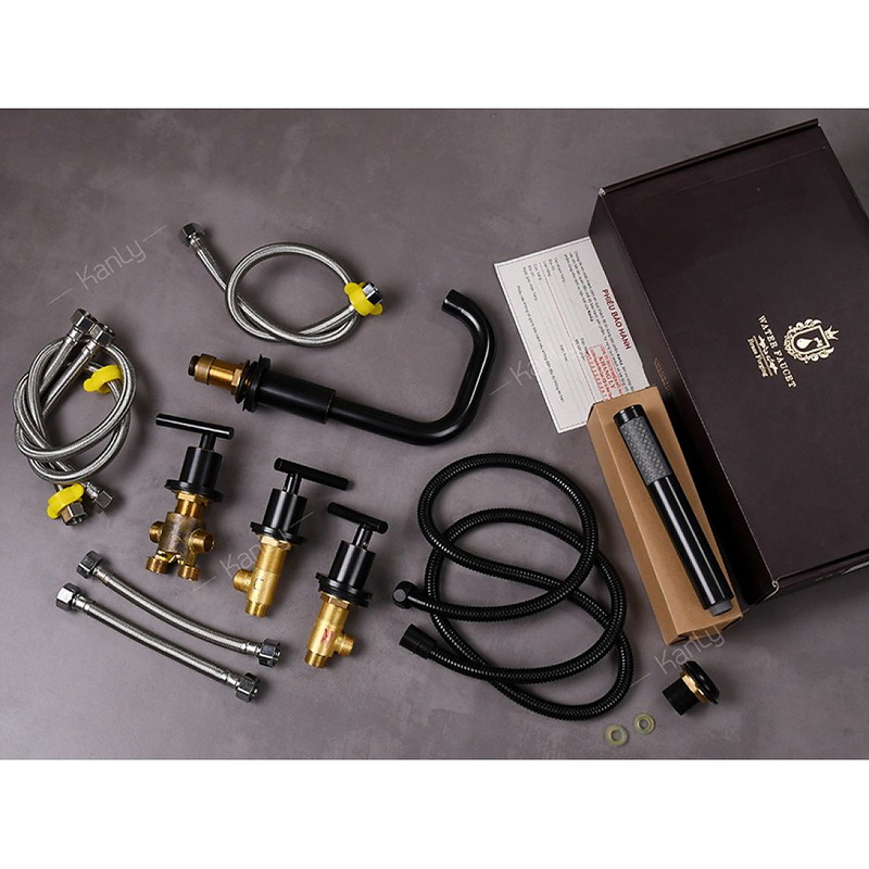 Sen bồn tắm gắn bồn 5 lỗ nóng lạnh bằng đồng màu đen Kanly GCB09B