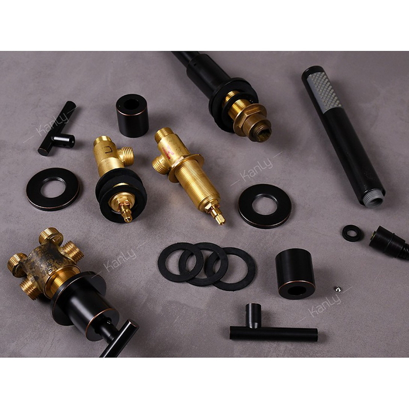 Sen bồn tắm gắn bồn 5 lỗ nóng lạnh bằng đồng màu đen Kanly GCB09B