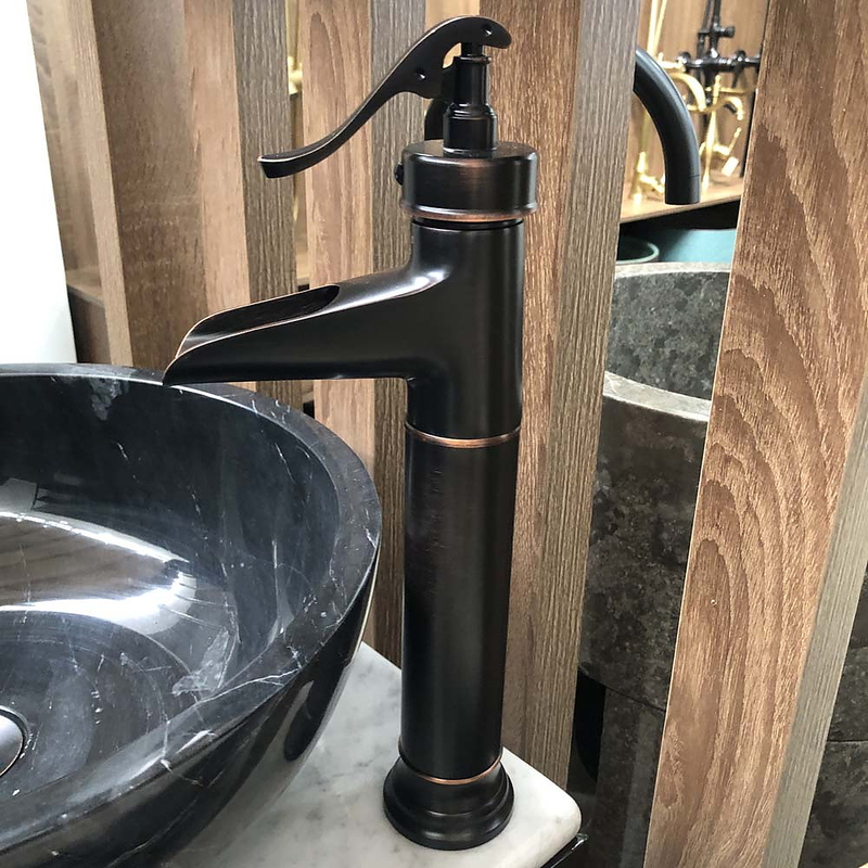 Vòi lavabo nóng lạnh màu đen Kanly GCA04B 