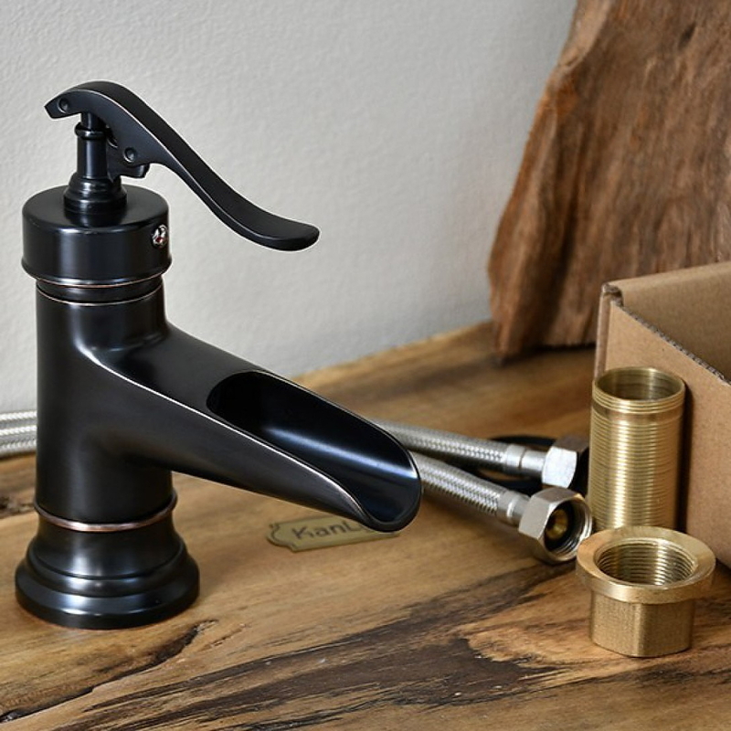 Vòi lavabo nóng lạnh màu đen Kanly GCV04B 