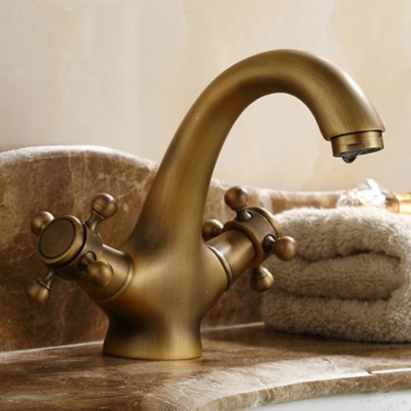 Vòi lavabo nóng lạnh bằng đồng Kanly GCV05