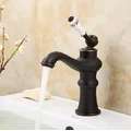 Vòi chậu nóng lạnh đồng thau màu đen Haduvico VR056