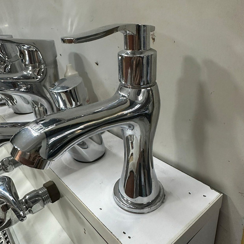 Vòi Lavabo Nước Lạnh 1 Lỗ Royal Join RA-9712
