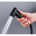 Vòi xịt vệ sinh bằng đồng màu đen CleanMax VX69 