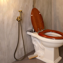 Thiết bị vệ sinh Haduvico tại Thanh Xuân, Hà Nội  