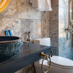 Thiết bị vệ sinh Haduvico tại Long Biên, Hà Nội 