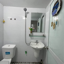 Thiết bị vệ sinh Caesar giá rẻ tại Ba Đinh, Hà Nội  