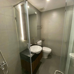 Thiết bị vệ sinh Caesar tại Long Biên, Hà Nội 