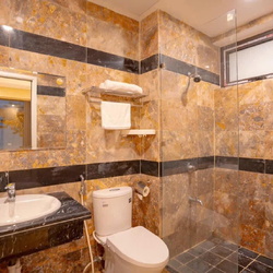 Thiết bị vệ sinh Mediclinic chính hãng Long Biên, Hà Nội 