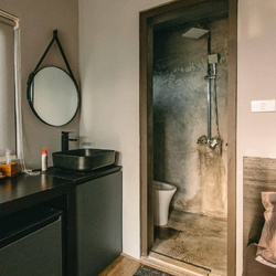 Thiết bị vệ sinh Mediclinic giá rẻ tại Gia Lâm, Hà Nội 