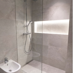 Thiết bị vệ sinh Roca giá rẻ tại phường Đội Cấn, Hà Nội  