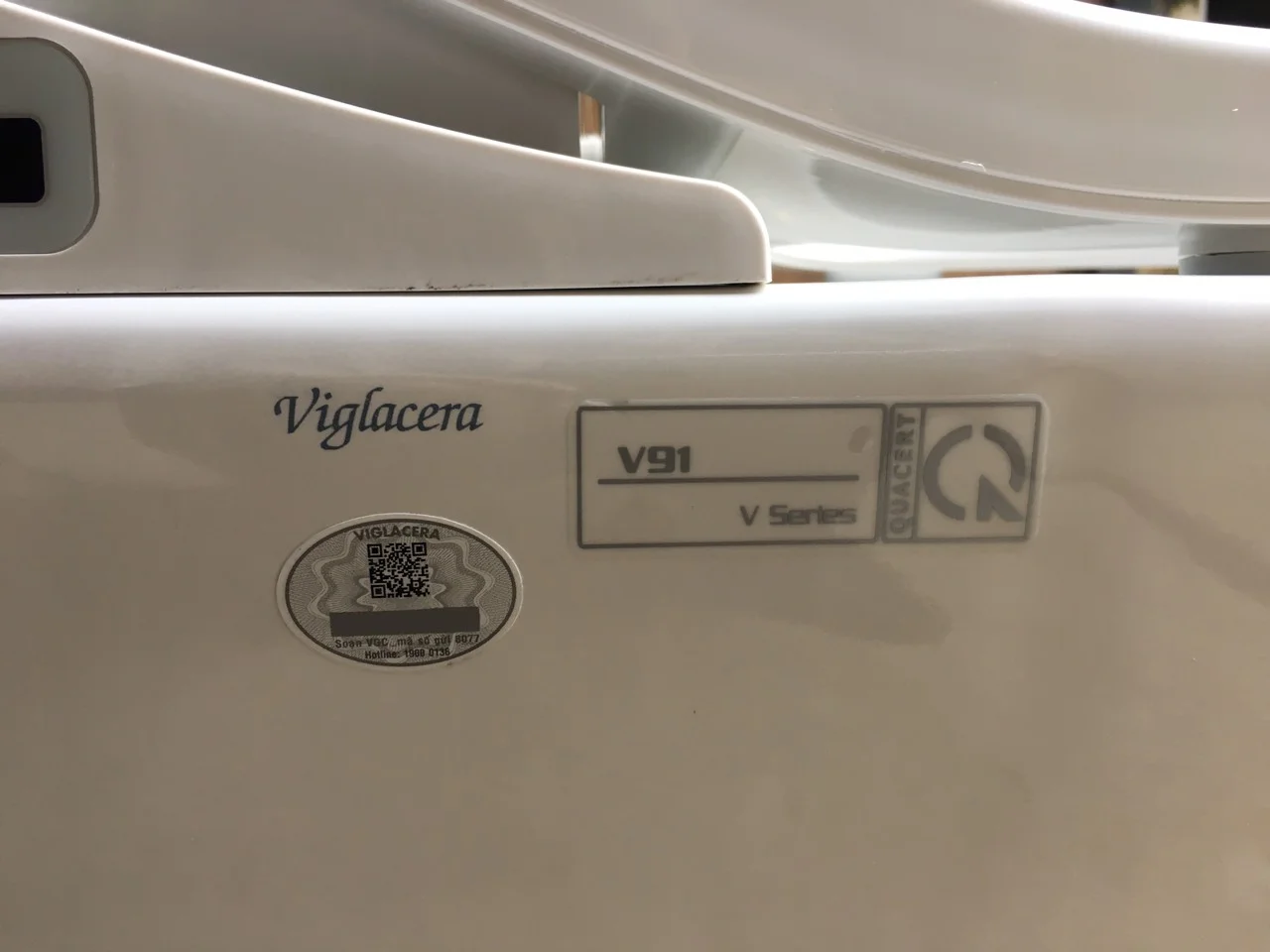 Tem bảo hành điện tử bồn cầu thông minh V91