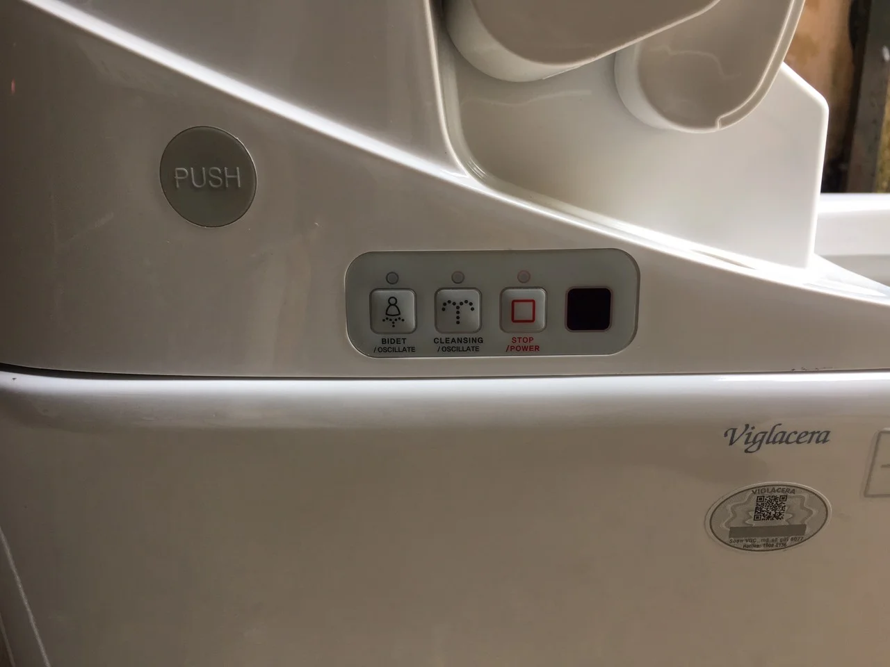 Nút xả bồn cầu điện tử thông minh Viglacera V93.GW