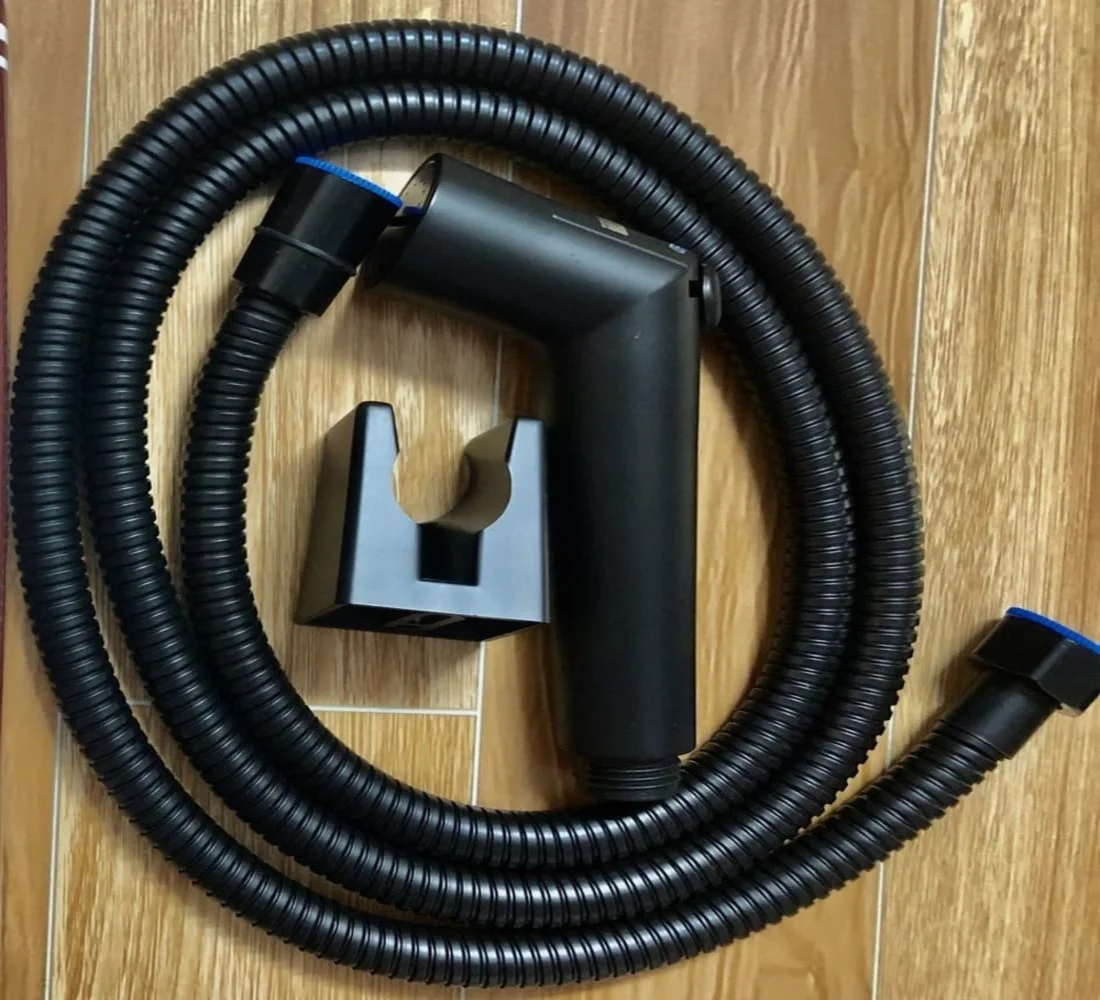 Bộ vòi xịt Nano đen kháng khuẩn
