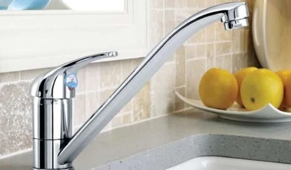 Vòi chậu rửa bát nóng lạnh Viglacera VG714