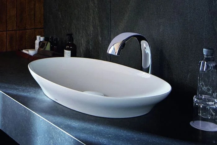 Chậu rửa mặt bàn đá TOTO LT4724