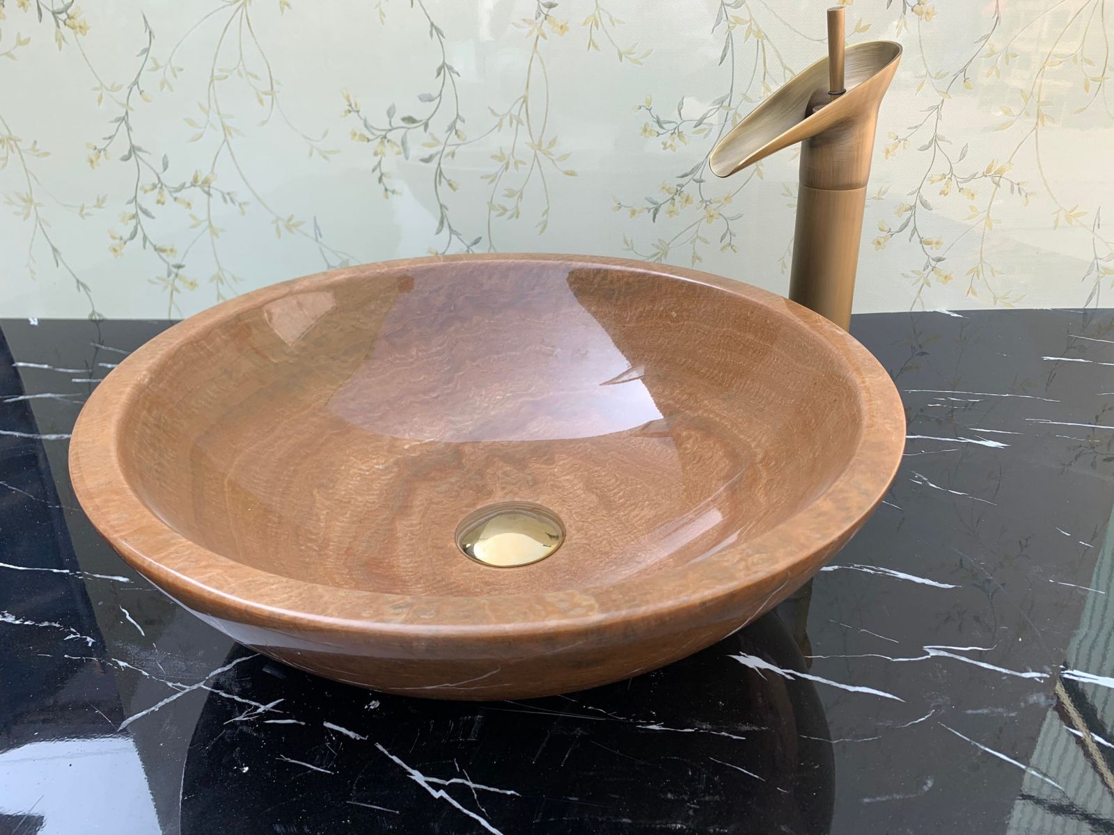 Chậu rửa lavabo màu trắng sữa Eximstone BST90