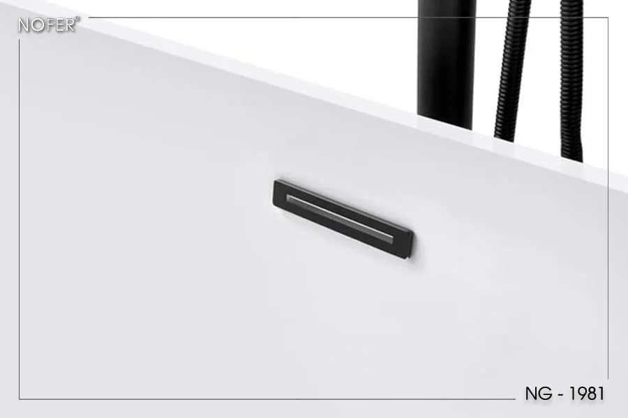 Bồn tắm Euroking EU-1981 with shelf 