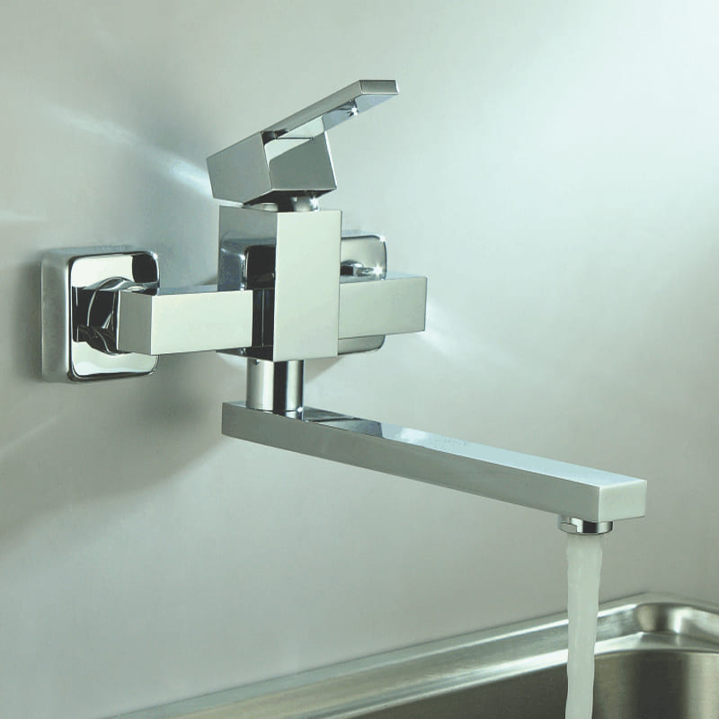 Vòi rửa bát nóng lạnh GORLDE 8165(gắn chậu)