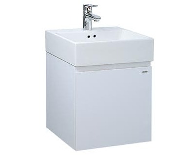 tu-treo-phong-tam-caesar-eh05261av-mau-trang