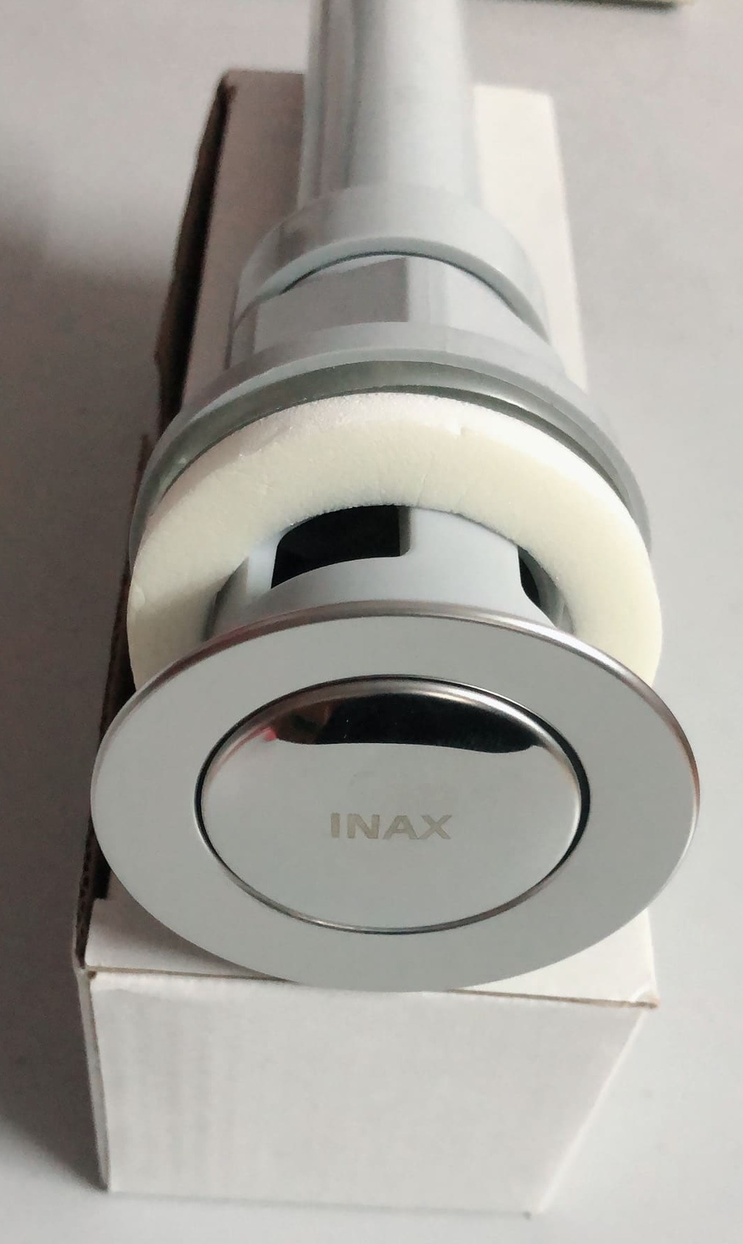 dau-xi-phong-lat-inax-a-10360-vn