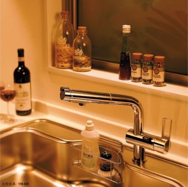 Hình ảnh thực tế vòi rửa bát Kakudai 183-037