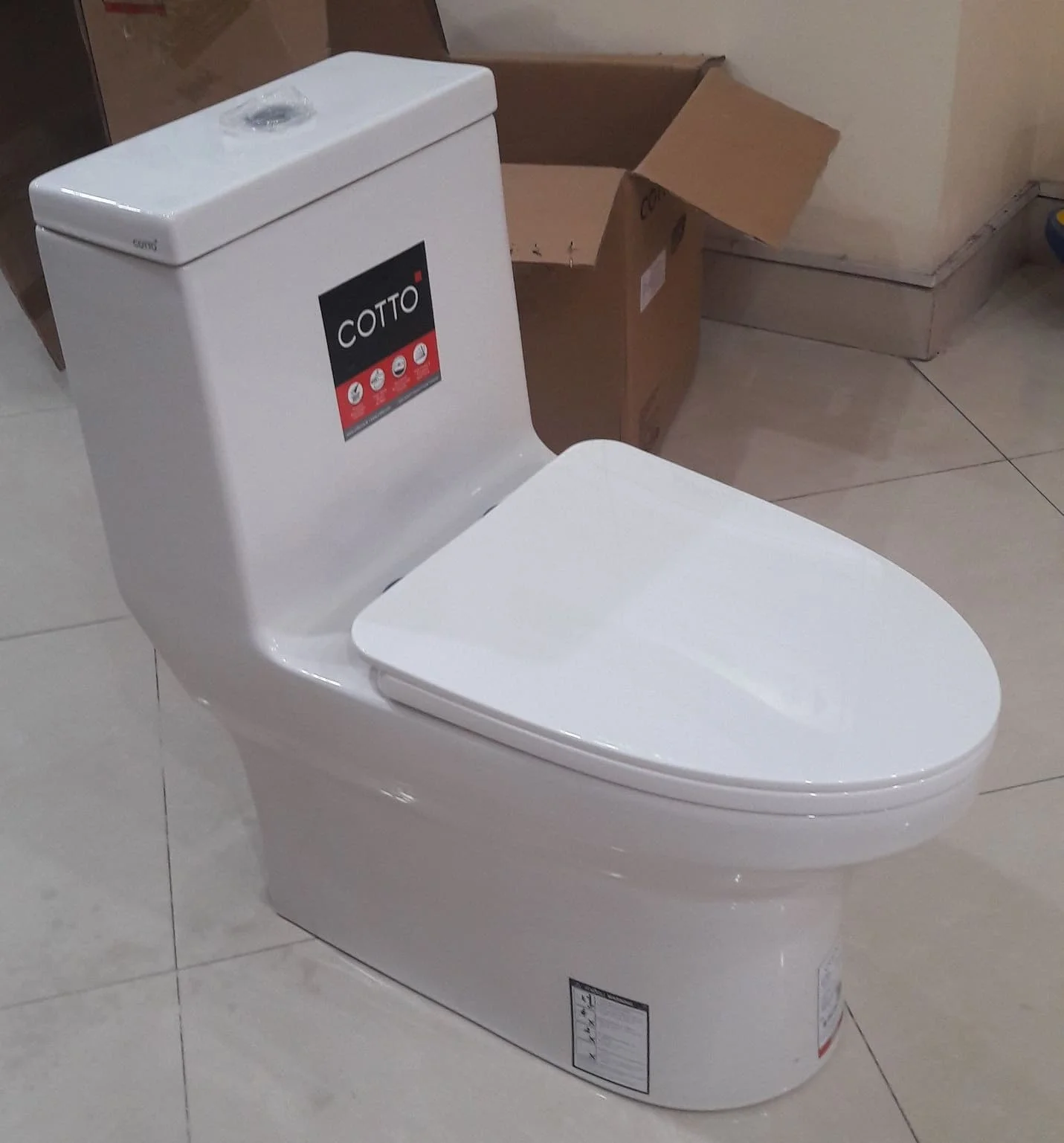 Hình ảnh bồn cầu Cotto Thái Lan C11000