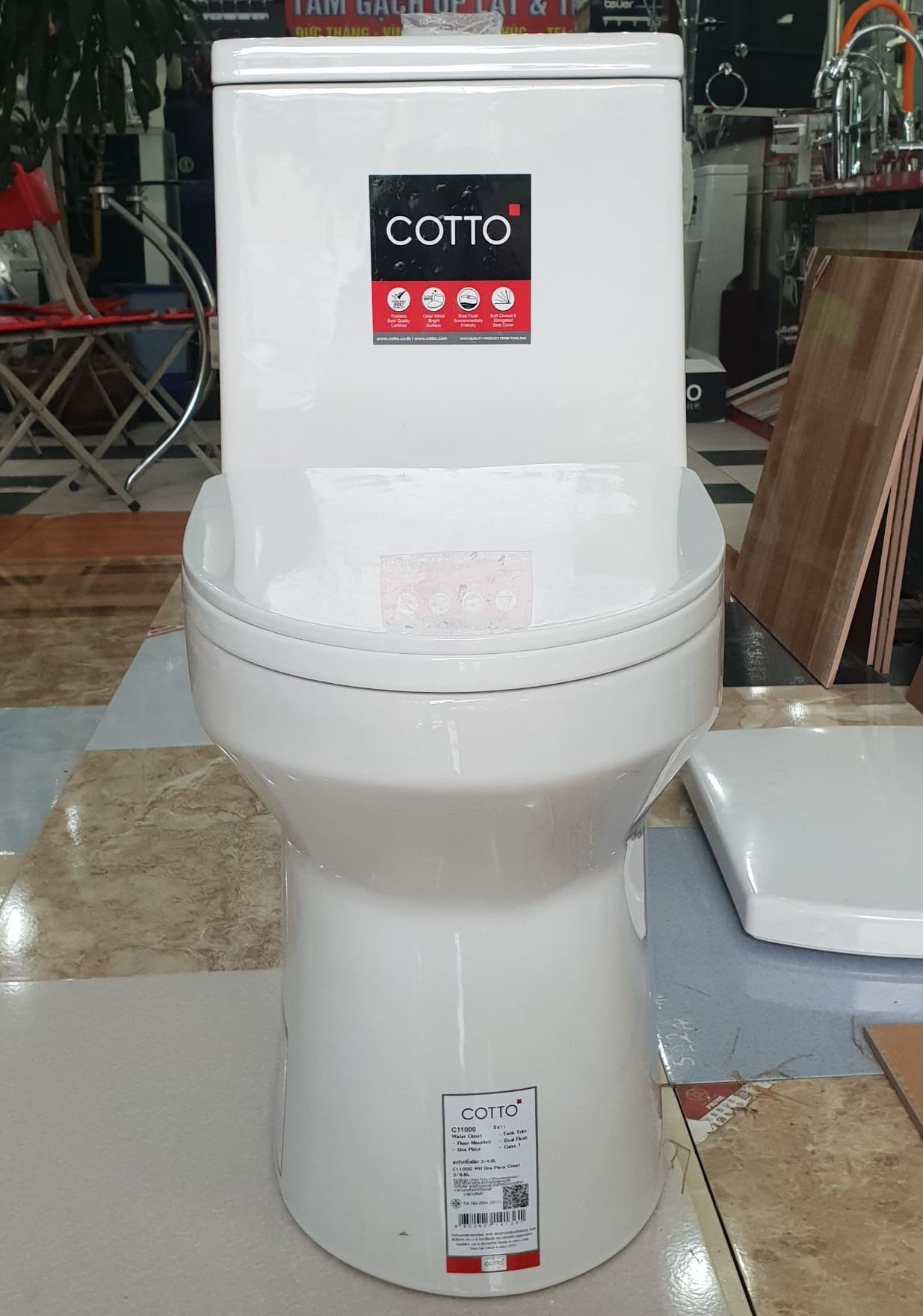 Hình ảnh thực tế bồn cầu vệ sinh Cotto C11000