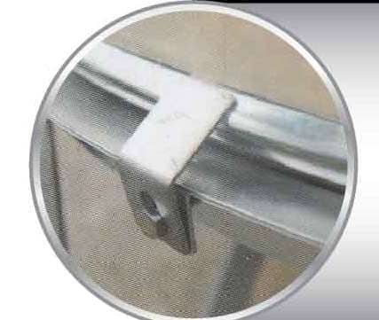 Kẹp chân đế cải tiến bồn téc nước Nanosi