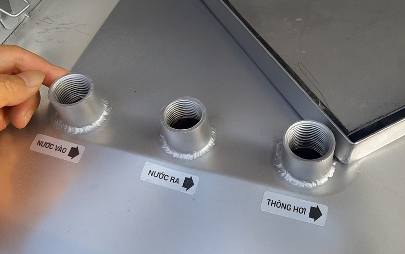 Đường nước vào ra thông hơi bể ngầm Sơn Hà 2000l