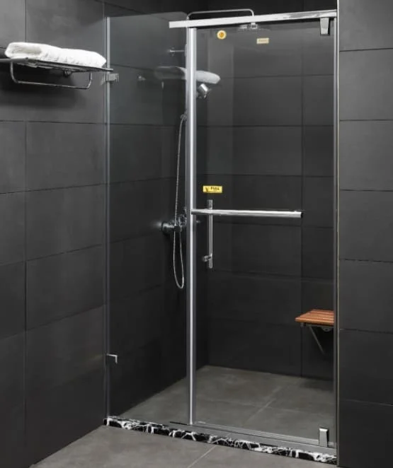 Phòng Tắm Kính FENDI FDP-2X2