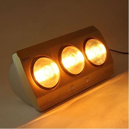 Hình ảnh thực tế đèn sưởi phòng tắmCreen CR-03B 3 bóng