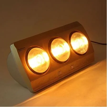 Hình ảnh thực tế đèn sưởi phòng tắmCreen CR-03B 3 bóng