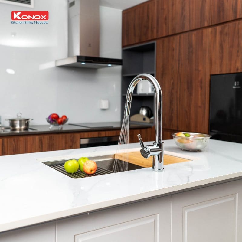 Vòi rửa bát nóng lạnh dây rút Konox Alto Nickel