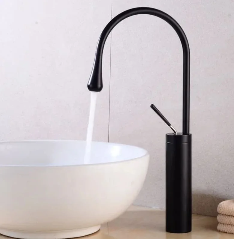 Vòi chậu cao để bàn màu đen Clean Max 1025DE