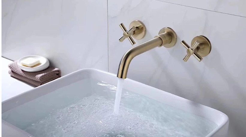 Vòi chậu rửa mặt âm tường Clean Max VT111